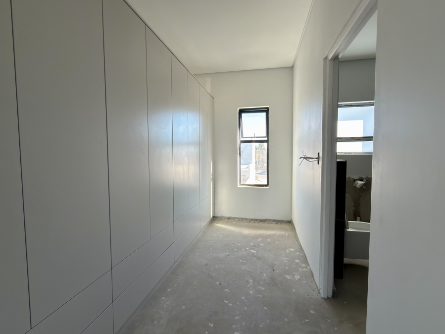 4 Bedroom Property for Sale in Sandown Western Cape